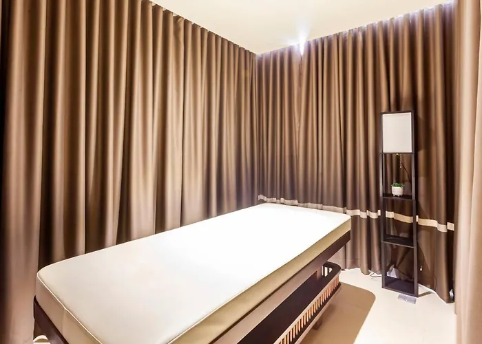 Executive 1 Bedroom With Pool Sauna Gym And *